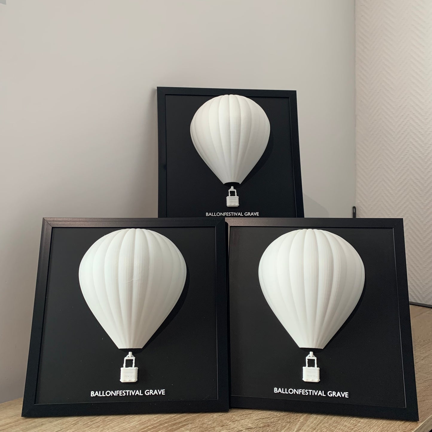 10 frames Ballonfestival Grave